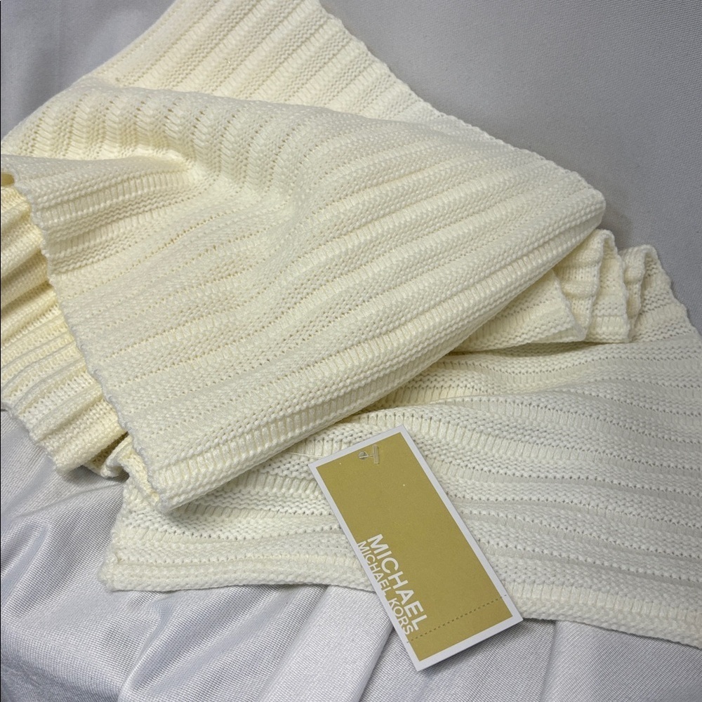 Michael Kors cream chunky knit Ribbed Knit acrylic beautiful winter  Scarf - Picture 8 of 8